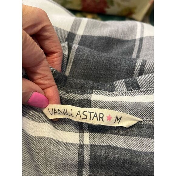 Vanilla Star Women's Medium Black Grey White Long Sleeve Button Down Shirt Top - Picture 7 of 10